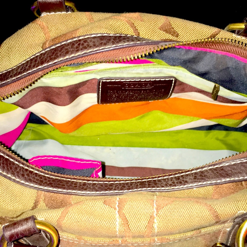 Coach Handbag - Picture 2 of 3